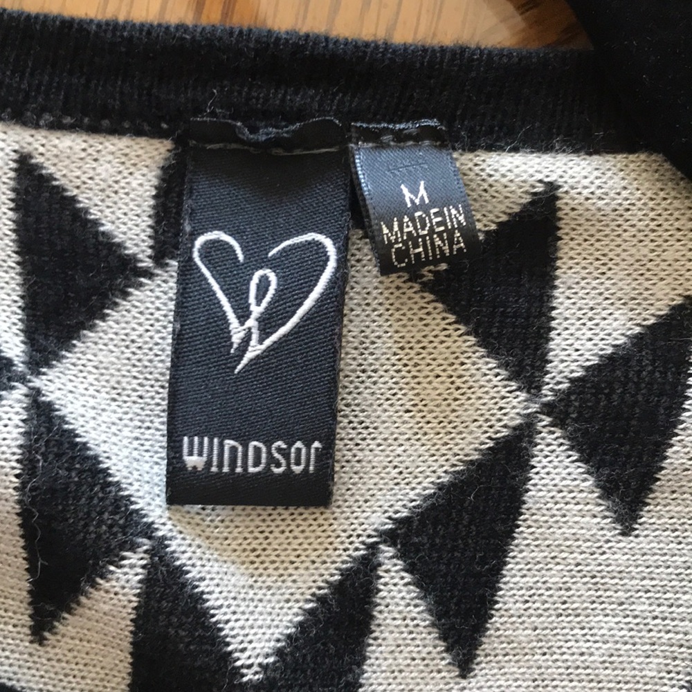 Cape/tunic - Picture 2 of 4